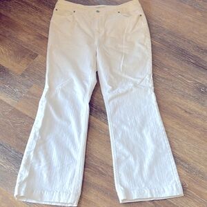 Chicos platinum ladies jeans white size 3 (waist 35”)